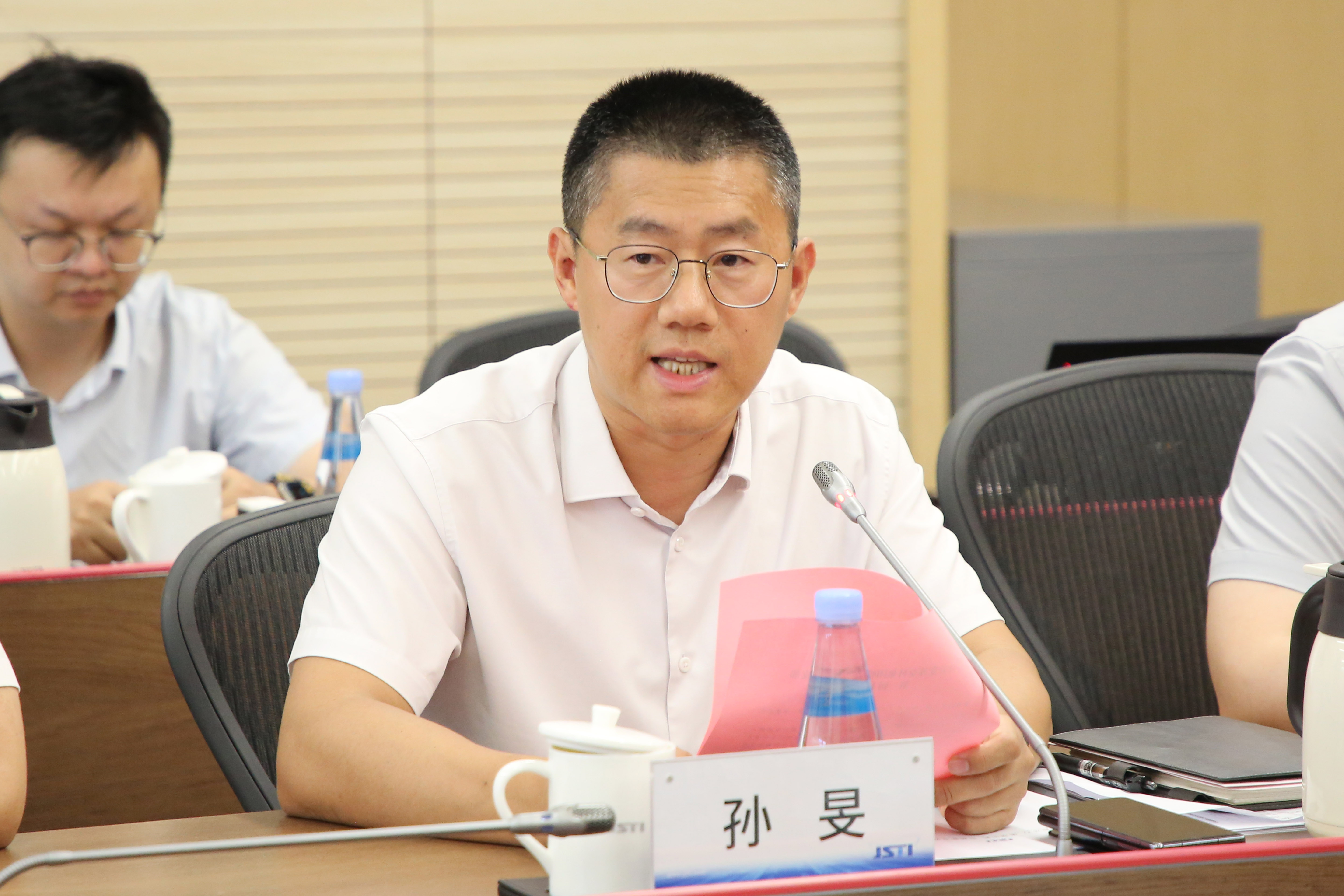 1755652523993947W852.jpg 5.JPG